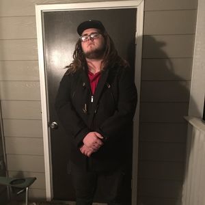 Meet your Posher, Chad